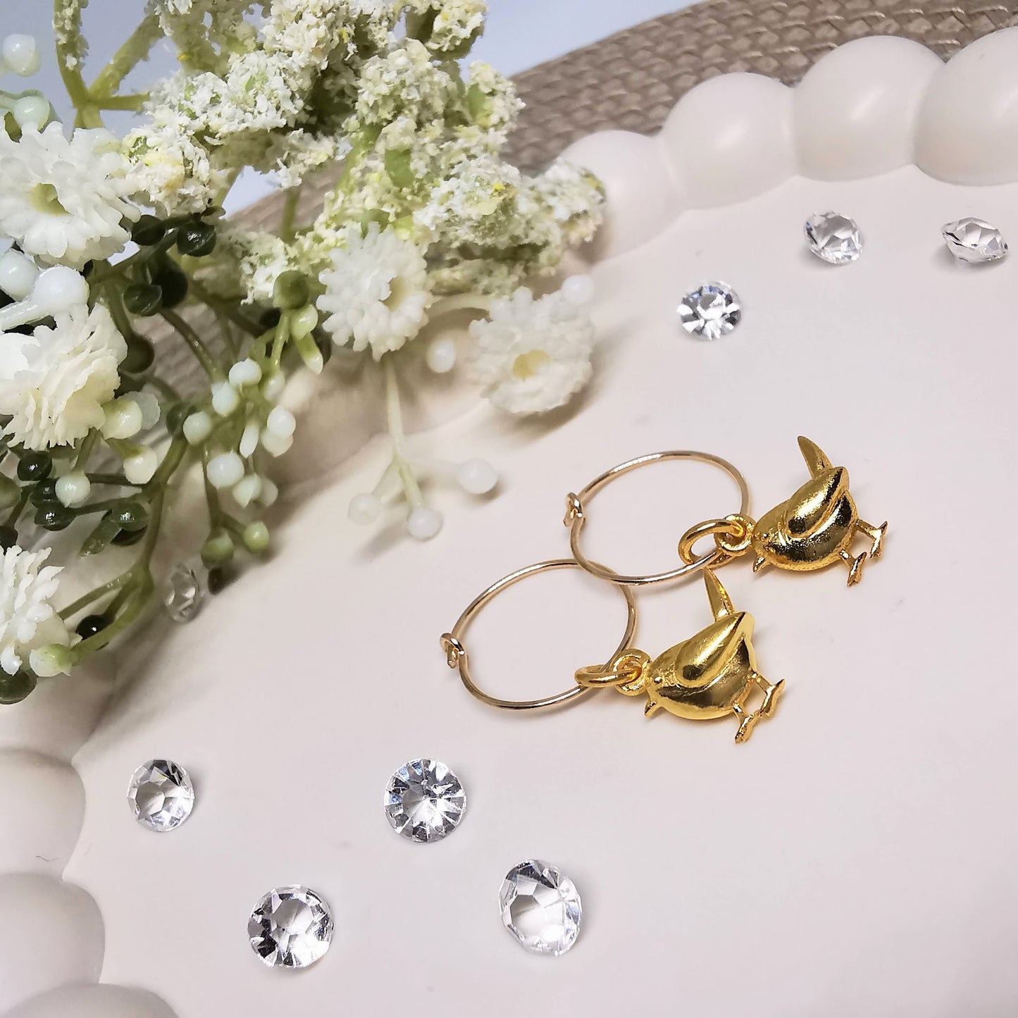 Robin Hoop Earrings in Gold