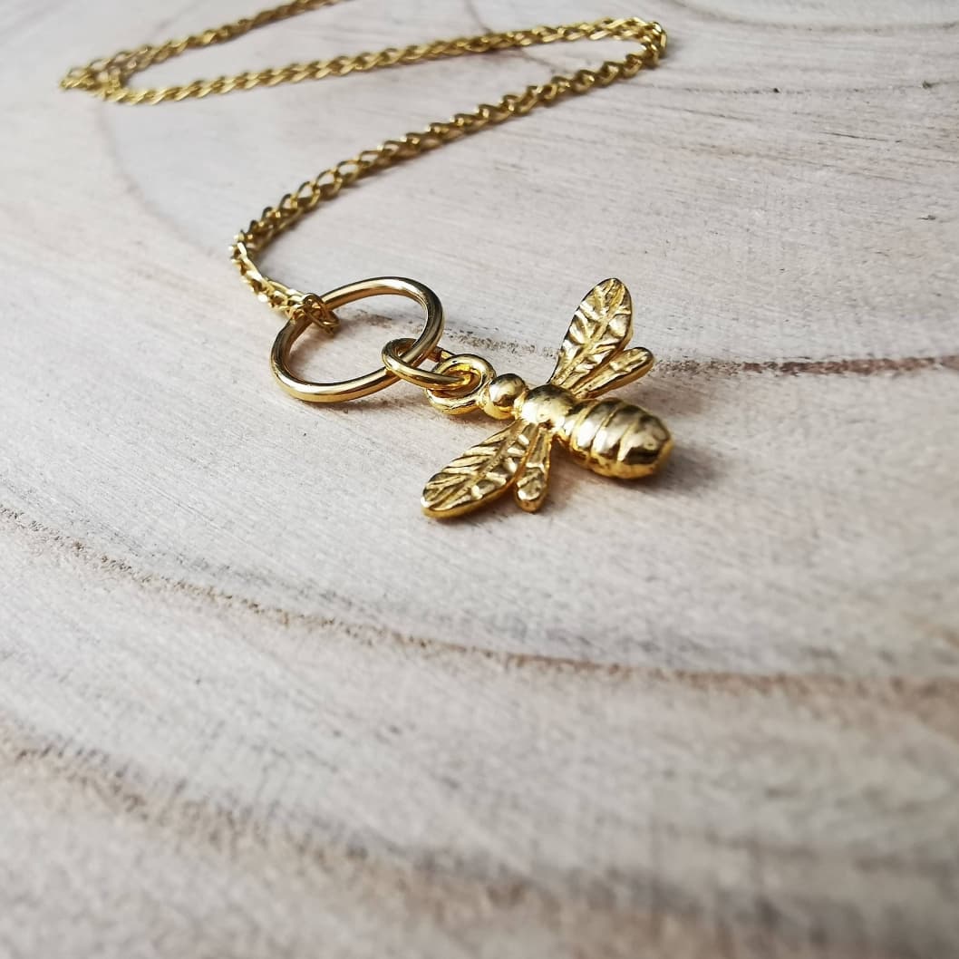 Gold Honey Bee and Hoop Pendant Necklace - SKU - Sophellie Jewellery