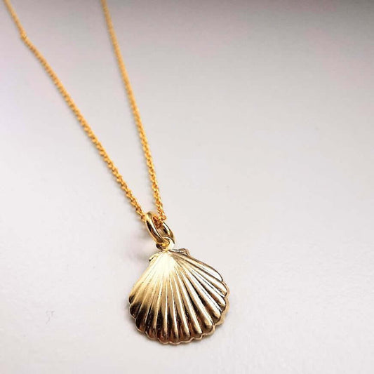 Gold Clam Shell Pendant Necklace - SKU 796 - Sophellie Jewellery